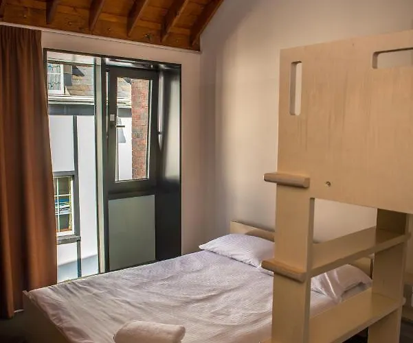 Neptune's * Killarney